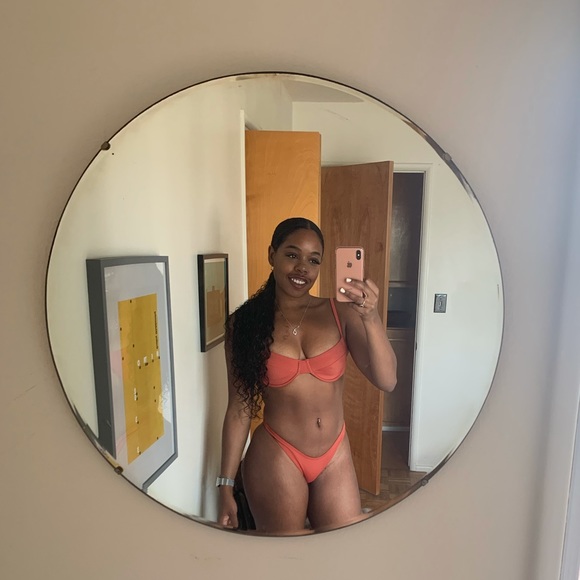 Thong bikini - Picture 5 of 9